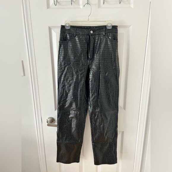 Dynamite Faux Leather Croc Pants - size 6 - Picture 1 of 3